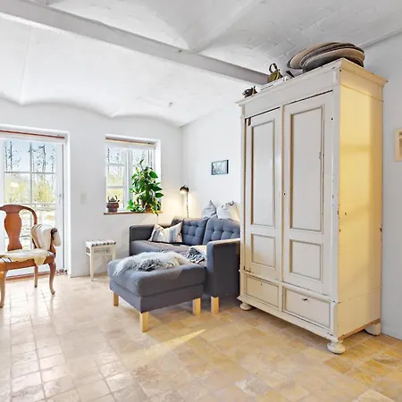 Σπίτι διακοπών Gorgeous In With Sauna